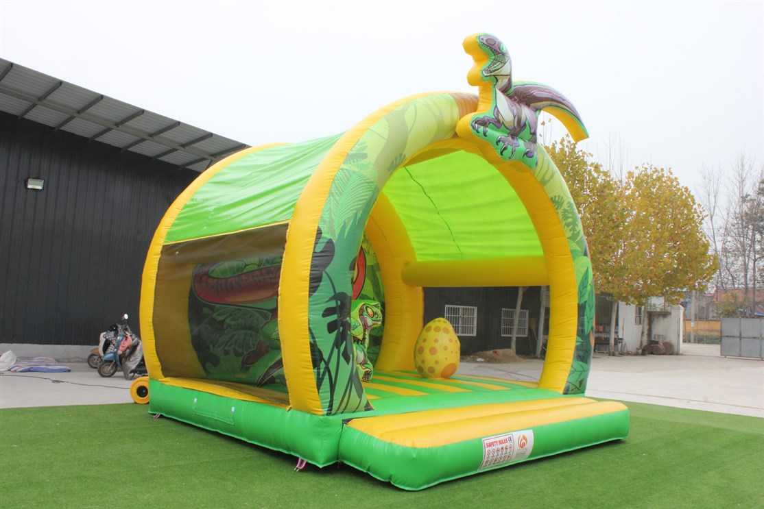 Dinosaur Hoppeborg set fra venstre side
*