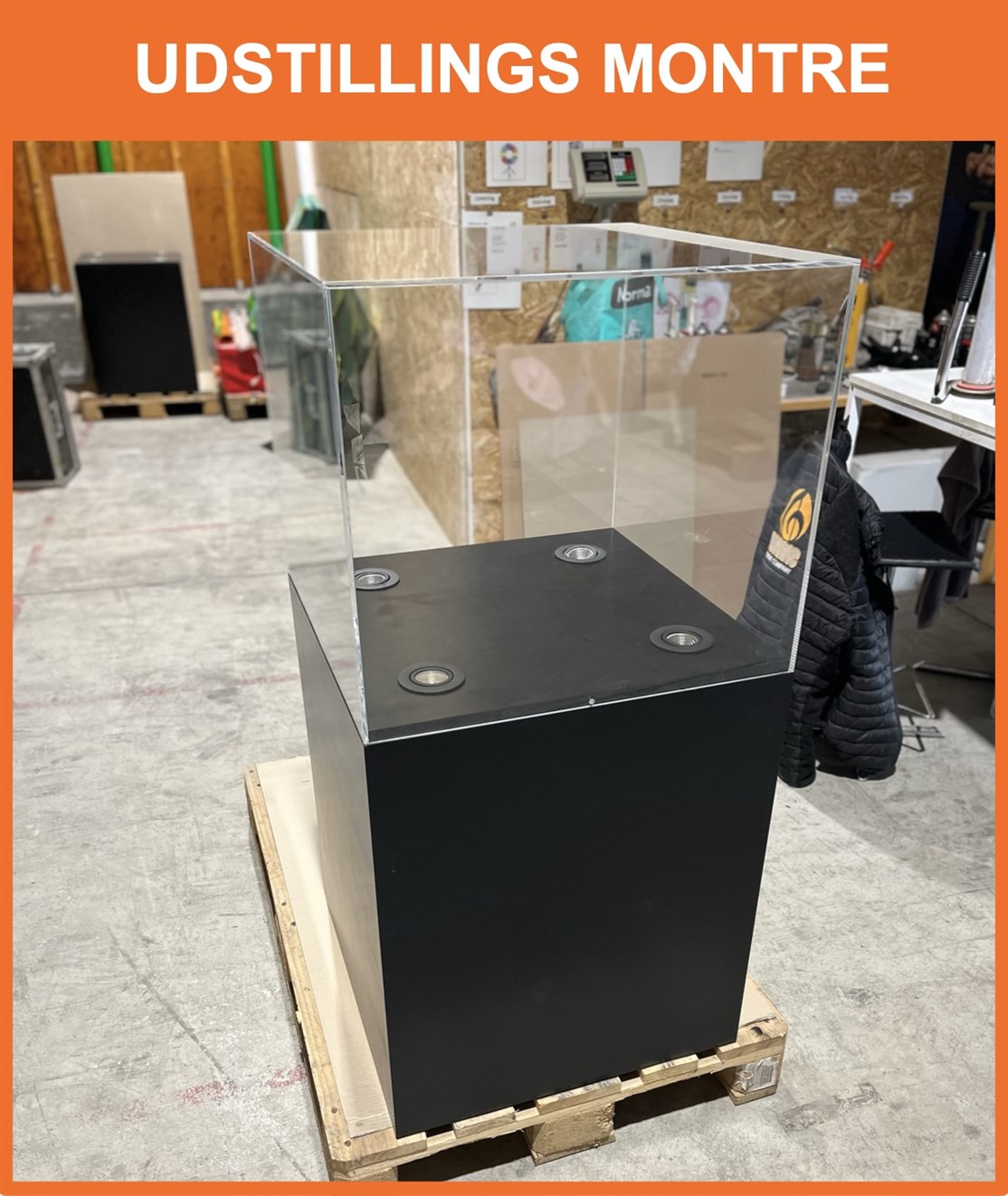 Butiks montre i 4 forskellige størrelser
Klik på billedet & se alle størrelser
*