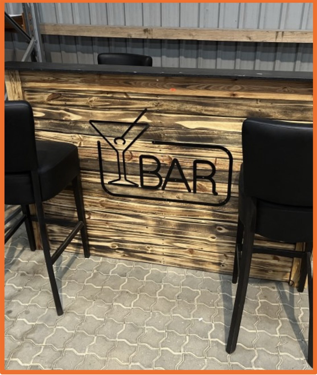 Lej en Country & Western Bar
Klik på billedet og se mere
*