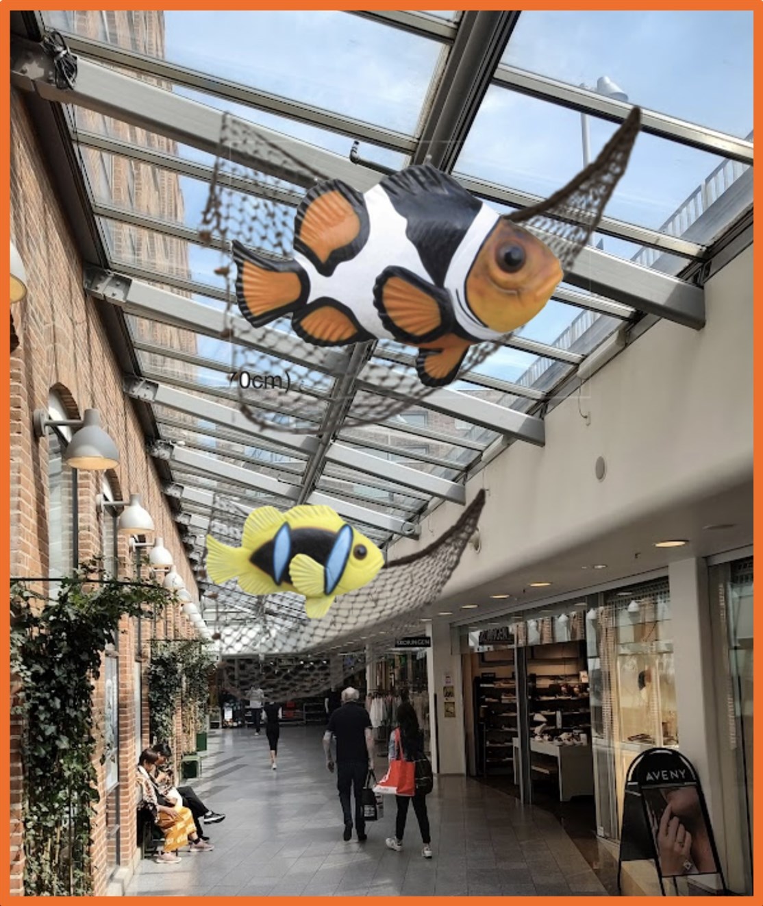 Havets Hemmelighed
Loft dekoration i Spinderiet Shopping, Kæbenhavn
*